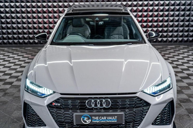 AUDI RS6