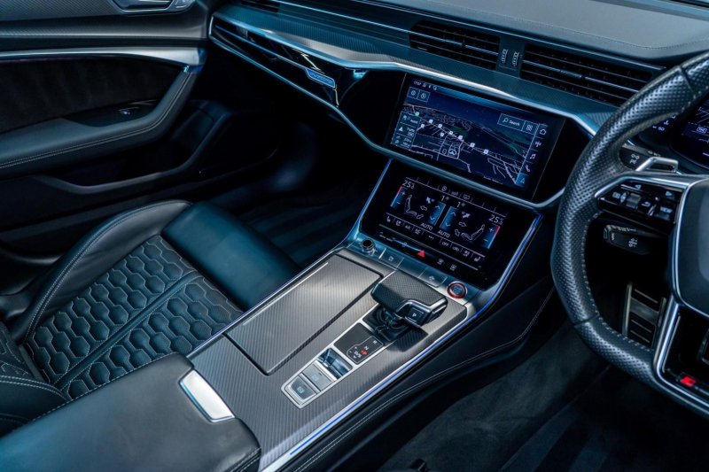 AUDI RS6