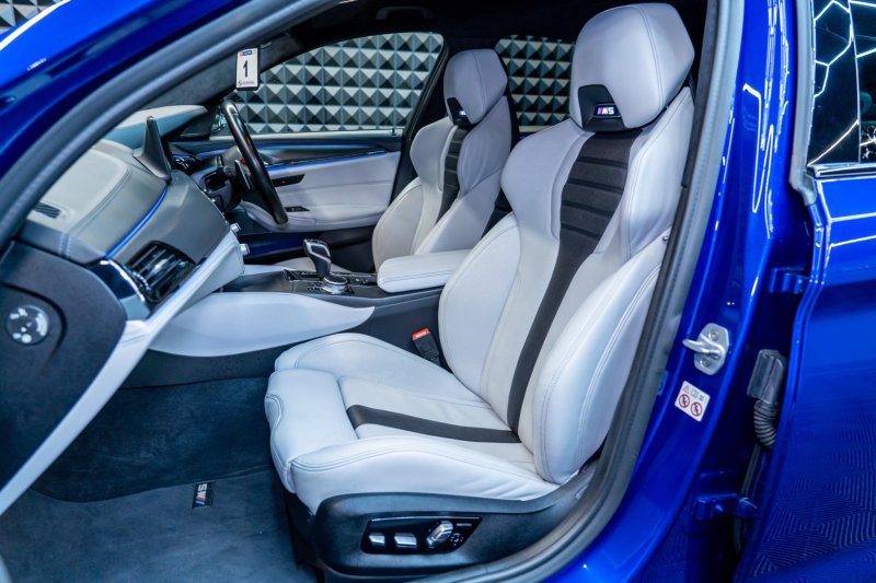BMW M5