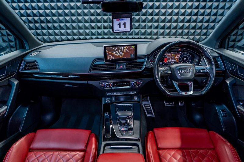 AUDI SQ5