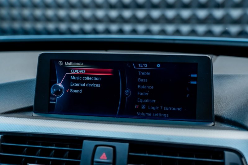 BMW 3 SERIES