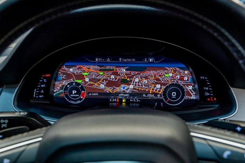 AUDI SQ7