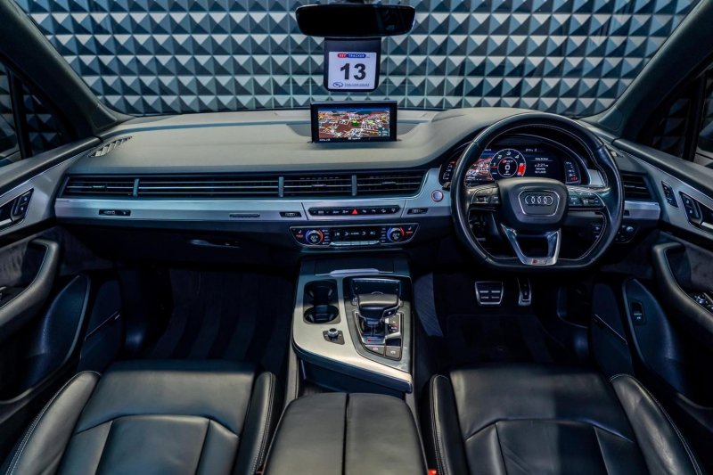 AUDI SQ7