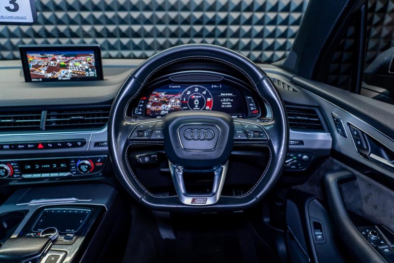 AUDI SQ7