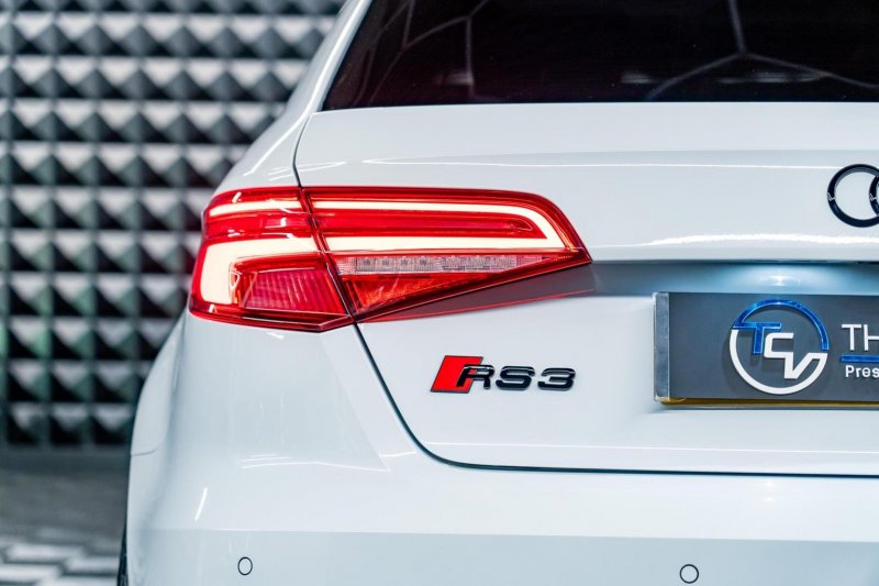AUDI RS3