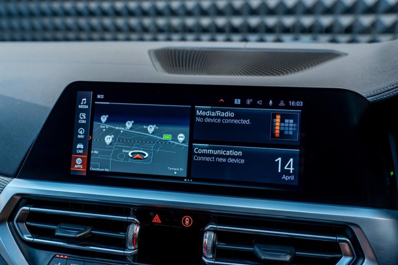 BMW 3 SERIES