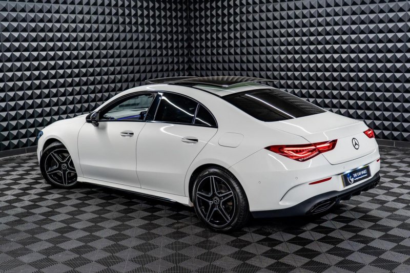 MERCEDES-BENZ CLA