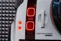 LAND ROVER DEFENDER 110