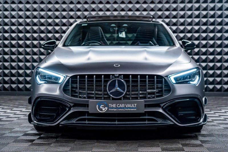 MERCEDES-BENZ CLA